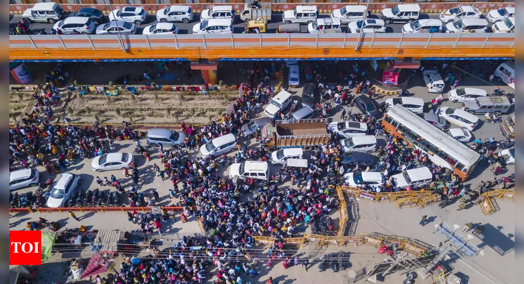 Maha Kumbh Mela area to be no vehicle zone from 4pm today, Prayagraj from 6pm