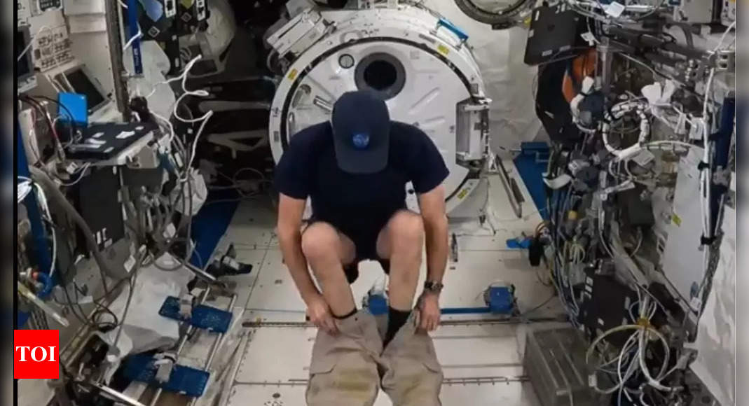 NASA astronaut shares the funniest way to wear pants in zero gravity – video goes viral | – The Times of India