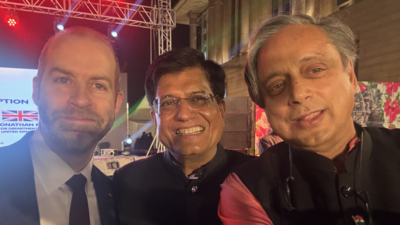 Amid Congress rift rumours, Shashi Tharoor shares photo with BJP's Piyush Goyal