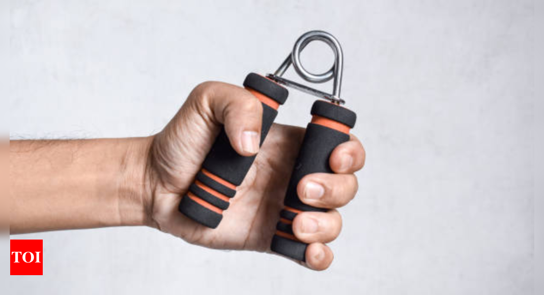 Study says those with a stronger grip live longer