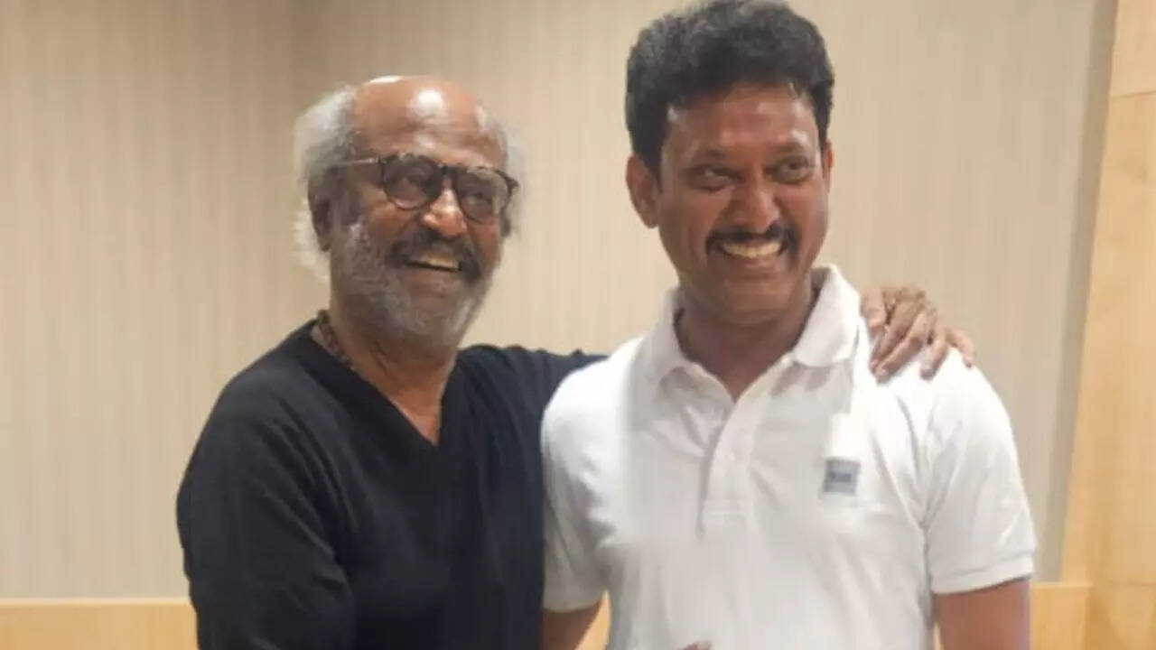 மலேசியா கல்விச் சுற்றுப்பயணத்தில் தமிழ்நாடு அரசு பள்ளி மாணவர்களுக்கு ஊக்கமளித்த சூப்பர் ஸ்டார் ரஜினிகாந்த்