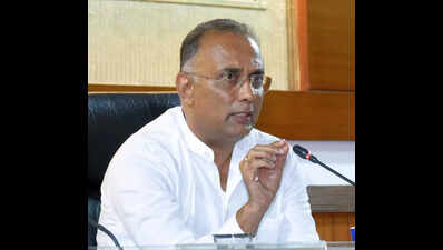 HDK must focus on his cases than CM: DGR