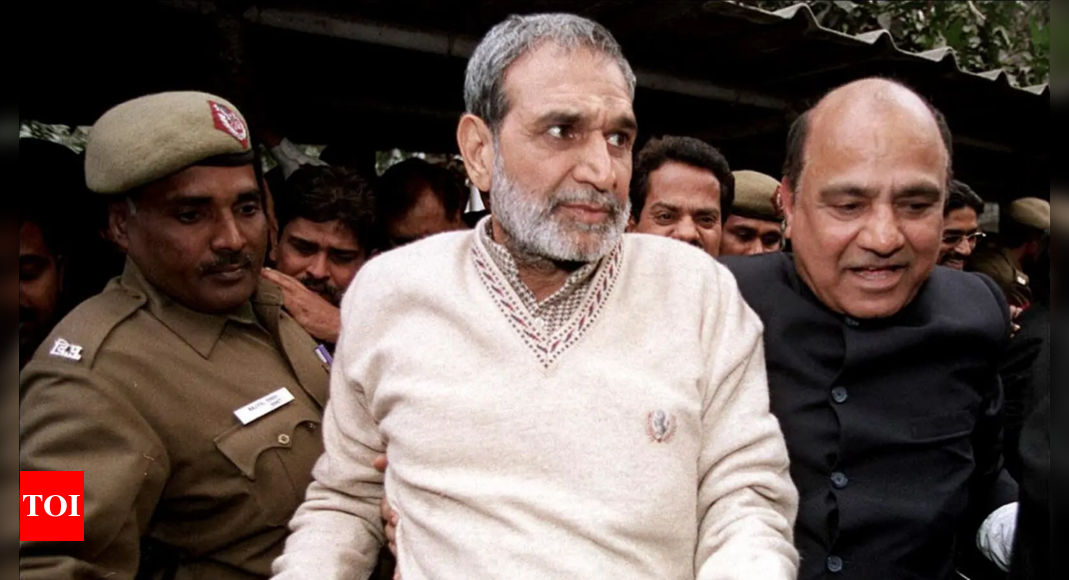 Sajjan Kumar gets two life terms for 2 murders during 1984 riots