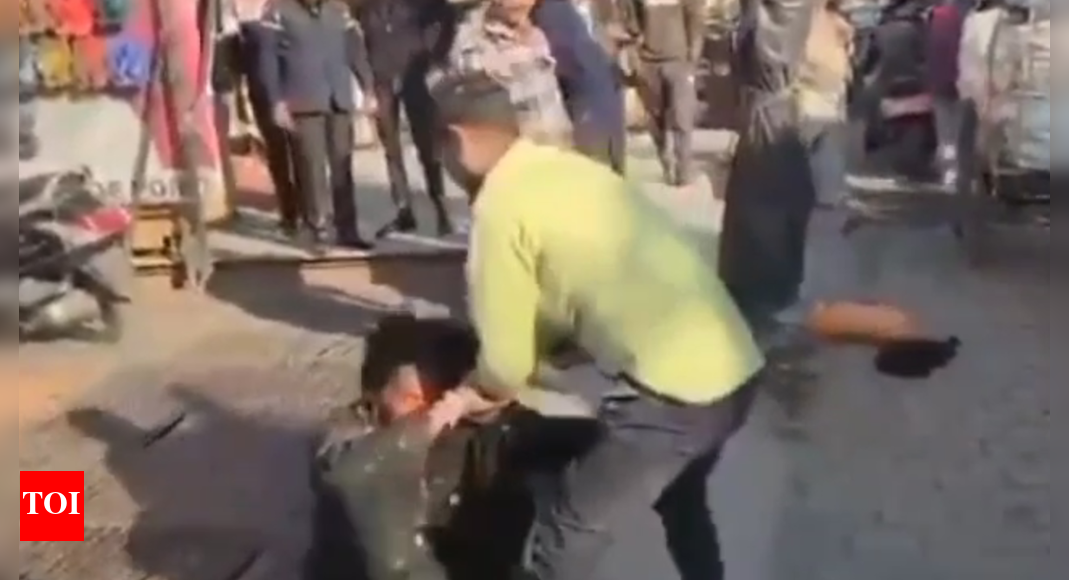 Video shows woman being assaulted in public in Meerut | Meerut News ...