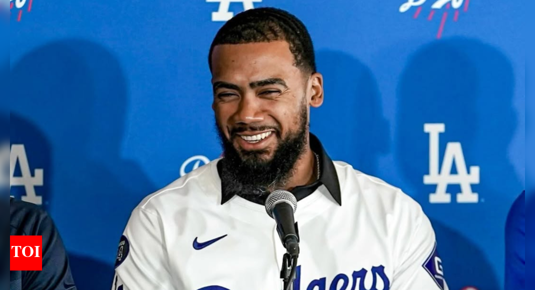 Back To Right Dodgers Star Teoscar Hernandez Addresses Position Photo 