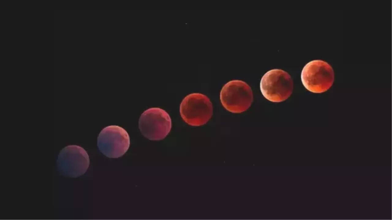March 2025 Blood Moon: First total lunar eclipse in 3 years promises  mesmerizing rare blood moon; know when and where to watch | - The Times of  India