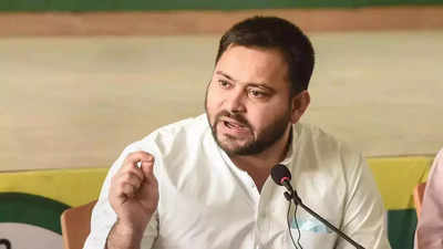 'Bihar don't want a Khatara Gaadi': Tejashwi Yadav slams Nitish Kumar over Bihar cabinet expansion