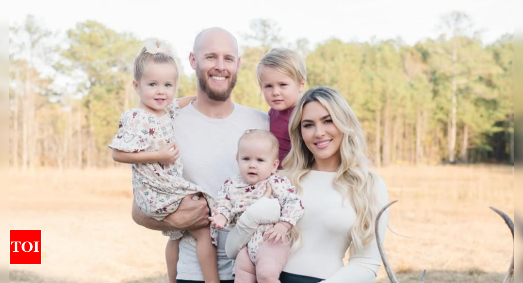 Zack Wheeler's wife Dominique flaunts baby bump in new maternity picture as due date nears