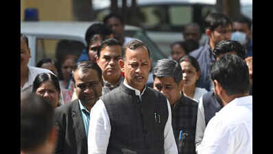 दिल्ली मंत्री मानसिक स्वास्थ्य गृह का दौरा करते हैं, उपेक्षा करने का वादा करते हैं