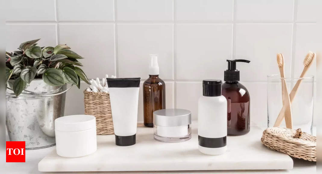 Throw away these toxic items from your bathroom right now, expert suggests