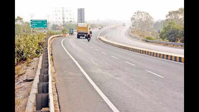 Rs 300cr for SP Ring Road expansion in Auda budget