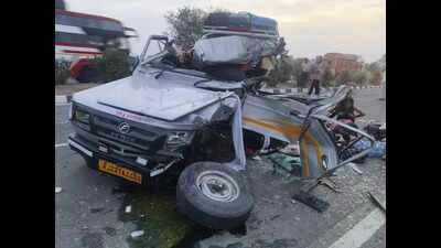 Three dead, nine injured in fatal collision on NH-27 near Baran