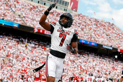 South Carolina’s Nick Emmanwori takes center stage with record-leading broad and vertical jumps at NFL Combine