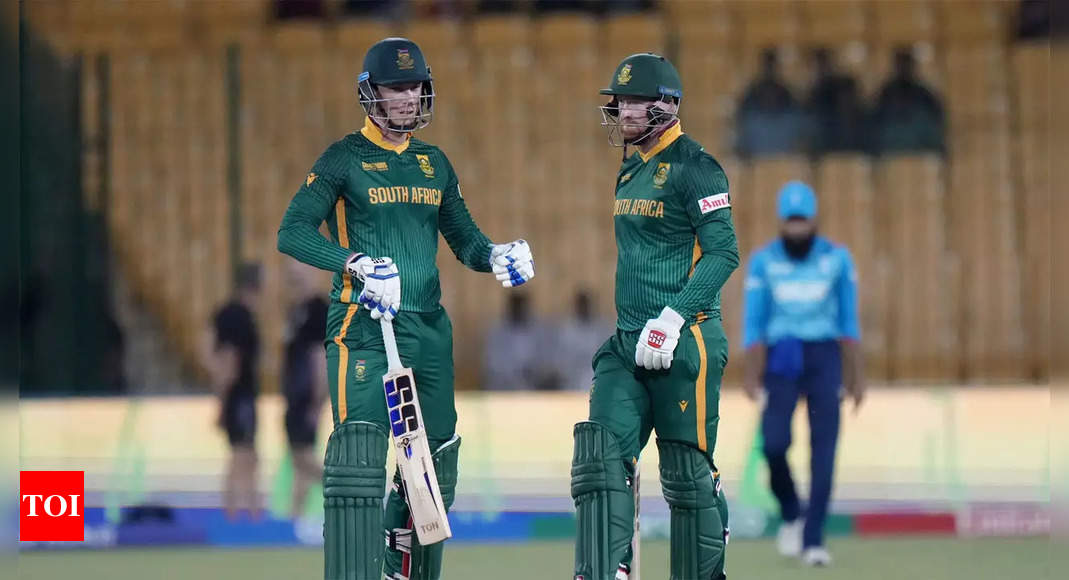 Clinical South Africa thrash England to enter Champions Trophy semis