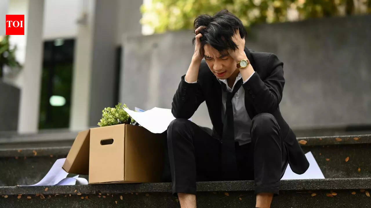 7 practical ways to cope with uncertainty, as per psychology