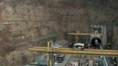  Four trapped workers located, says minister on 8th day of rescue operation