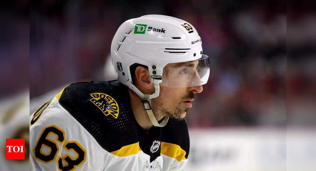 NHL fans express concern as Brad Marchand takes devastating hit during Bruins vs Penguins showdown