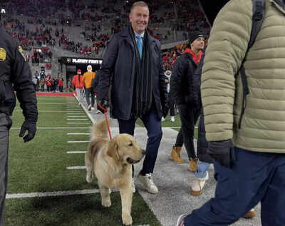 “14/10 good boy alert”: Kirk Herbstreit’s paw friend makes NHL debut, leaves hockey fans in awe