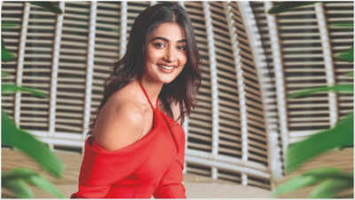 Exclusive: Pooja Hegde on wanting to make it big in Bollywood! Says she doesn’t have someone producing films for her