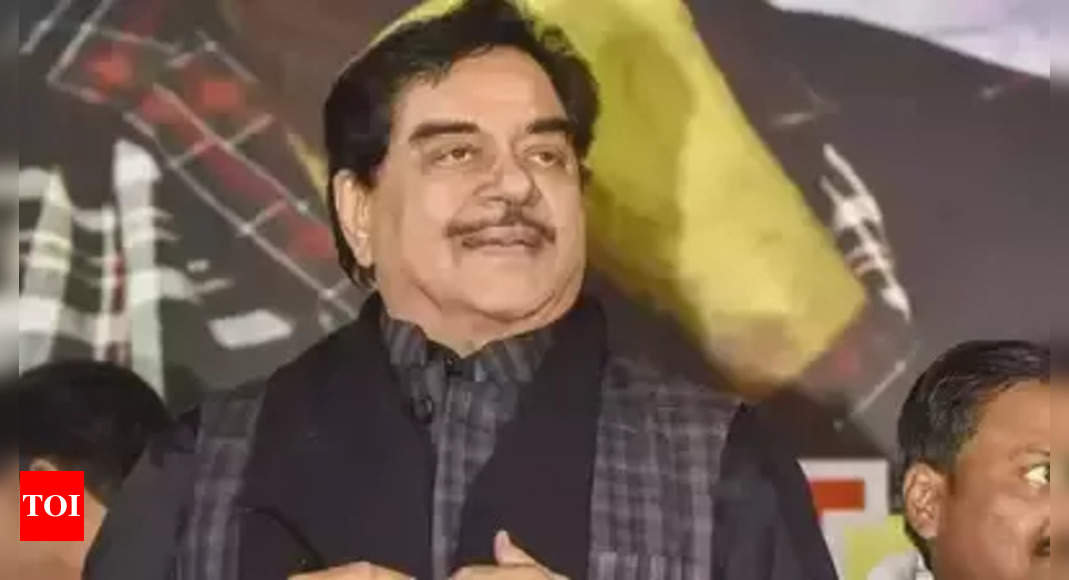 Shatrughan Sinha on Sanjay Dutt’s Release, Bal Thackeray’s Role, and Their Lost Connection: Exclusive Interview on Hindi Movie News