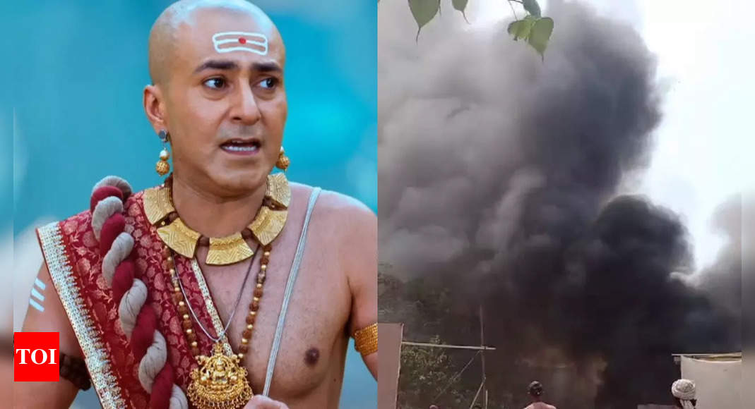 Fire Breaks Out on the Sets of Tenali Rama in Film City