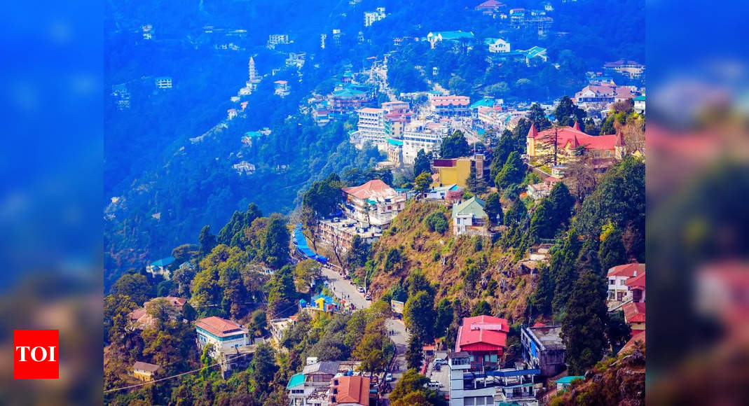 How to reach Mussoorie from Delhi: A complete guide