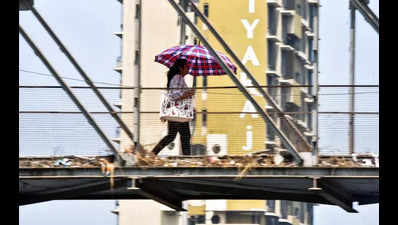 Heatwave eases, but temp above normal in city