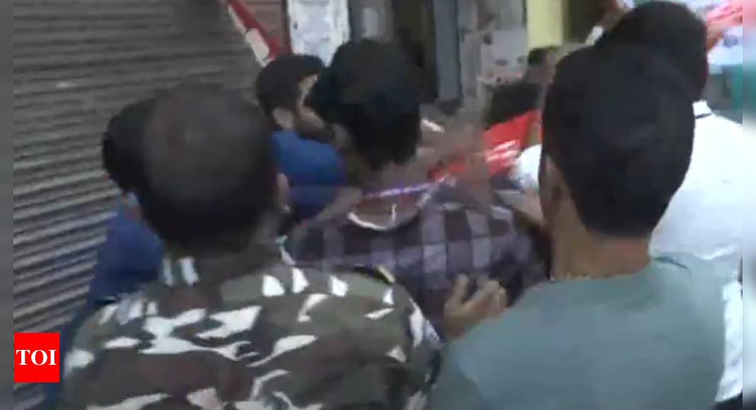 Jadavpur University violence: Clash erupts between TMCP and AIDSO in Siliguri during SFI's strike