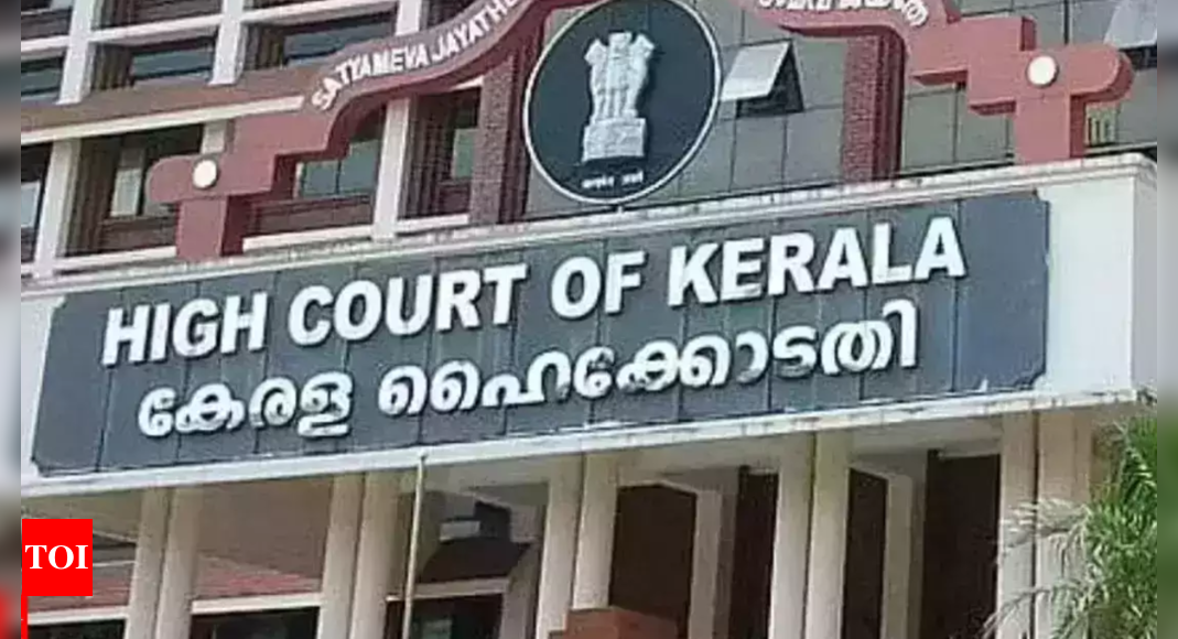 Kerala HC rejects plea for CBI probe into ex-Kannur ADM's death