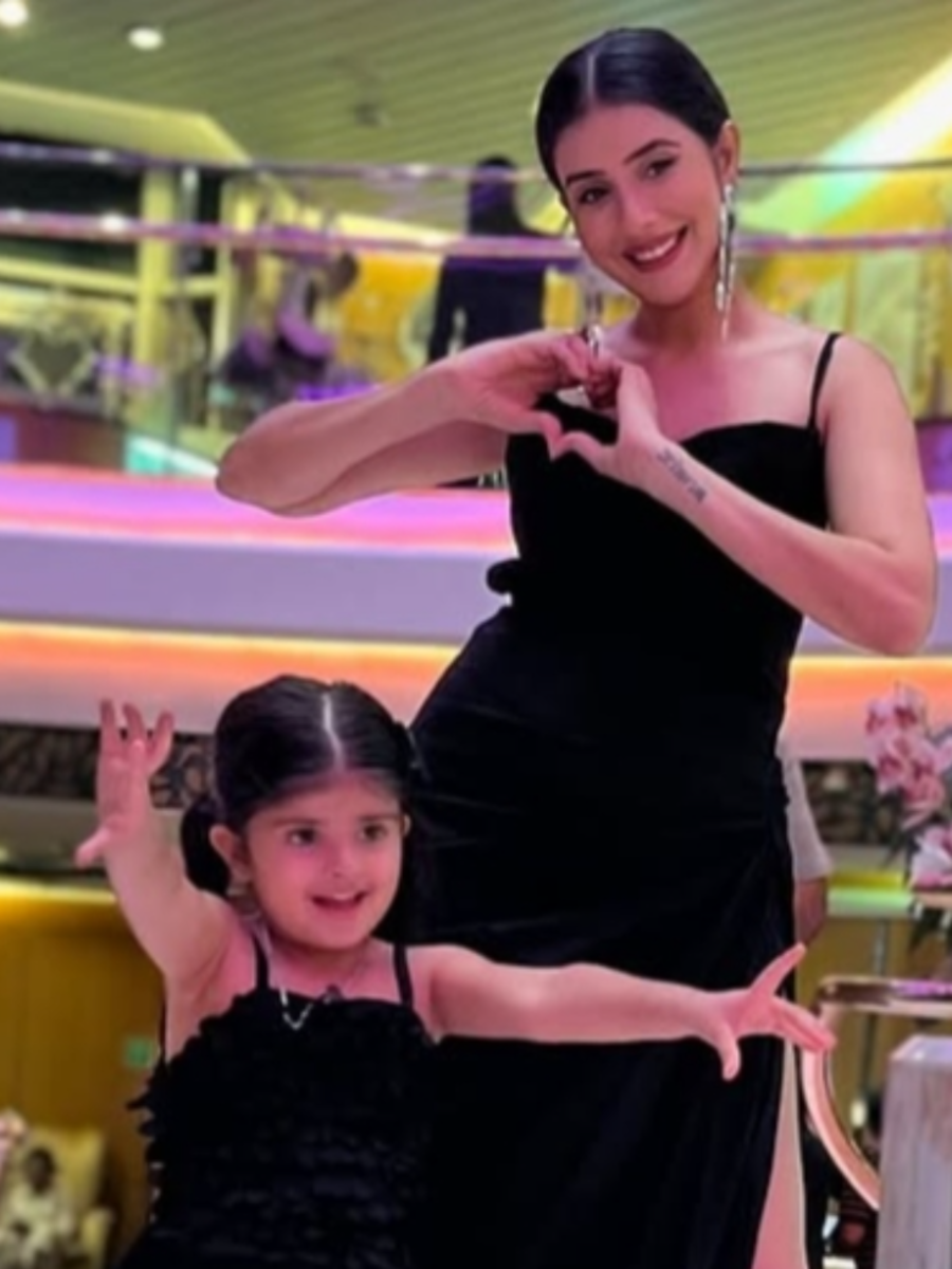 Charu Asopa goes cruising with daughter Ziana | Times of India