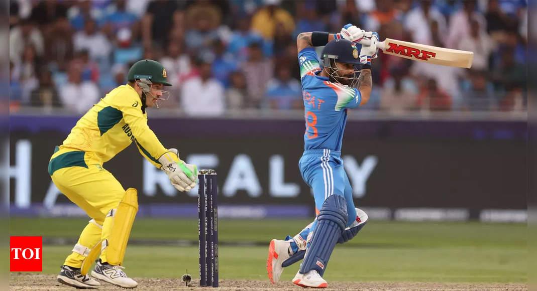 IND vs AUS Live: Virat Kohli, Shreyas Iyer drive India forward vs Australia