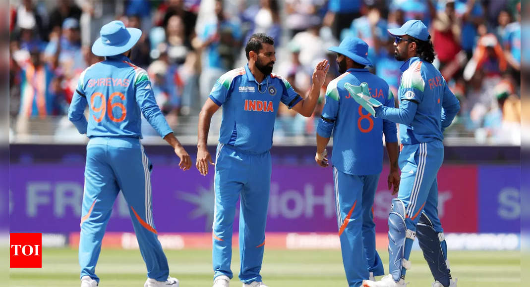 IND vs AUS Live: Shami strikes, Cooper Connolly falls for a duck