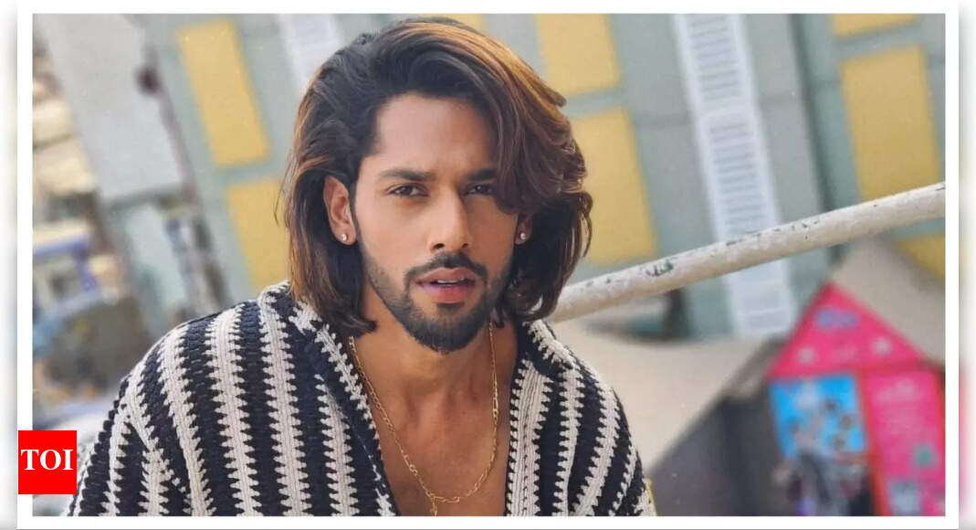 Baseer Ali: I took a flight to Hyderabad to make sure I am with my ...