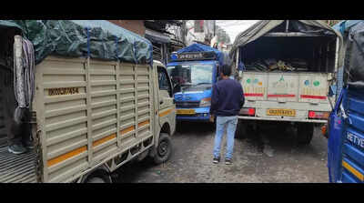 When will Doon’s bazaars become congestion-free?