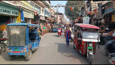 When will Doon’s bazaars become congestion-free?