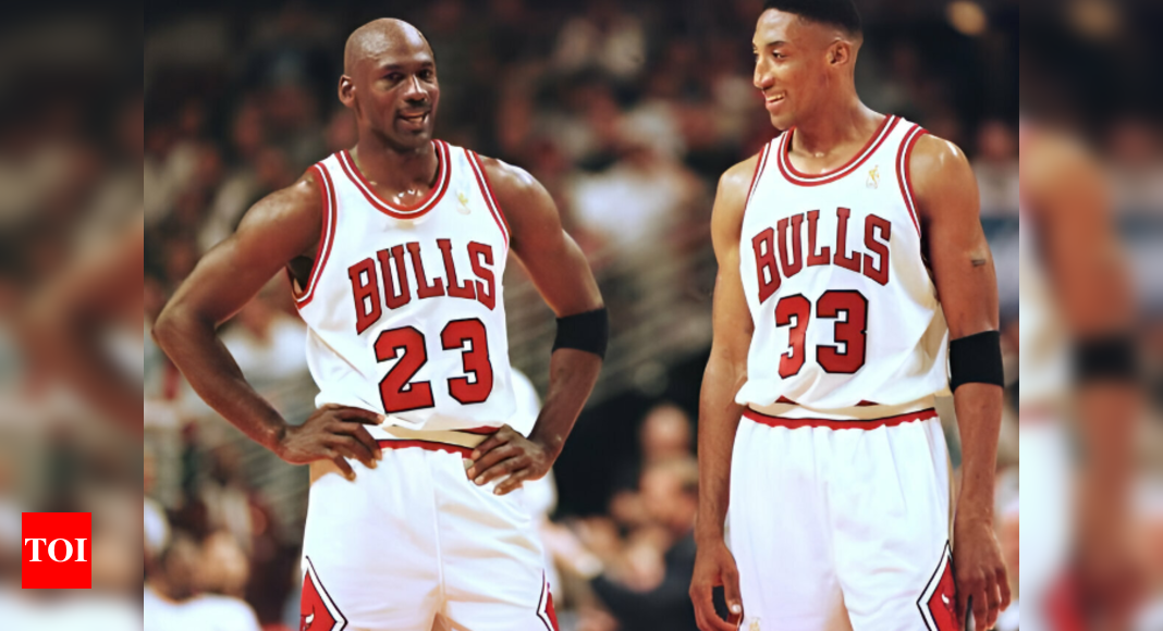 Scottie Pippen Calls the GOAT Debate 