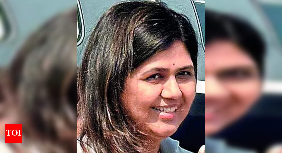 德黑兰储油设施遭袭