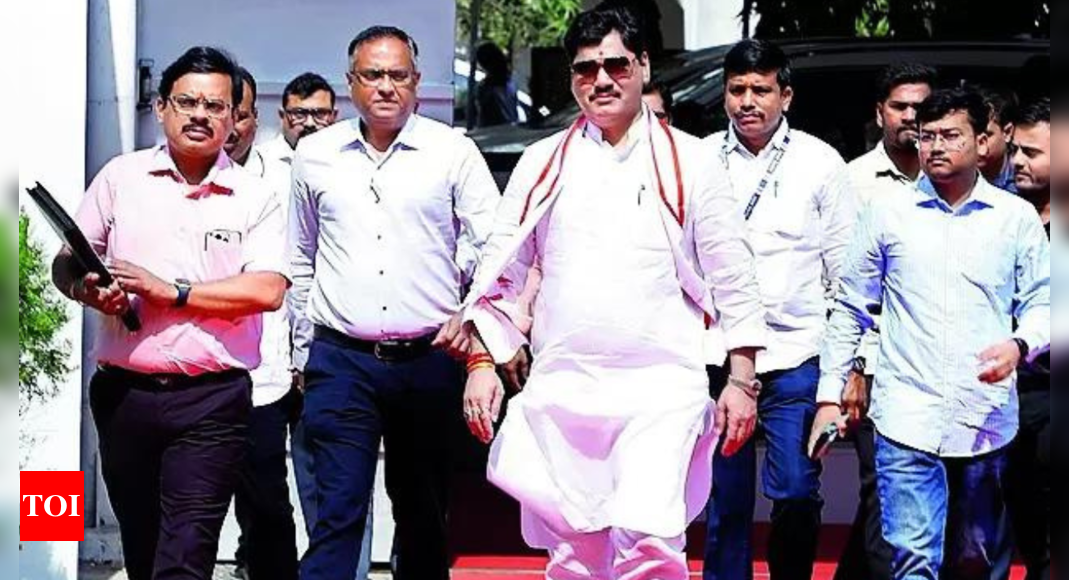 ‘Had no option’: Meeting with Devendra Fadnavis, Ajit Pawar sealed fate of NCP minister Dhananjay Munde