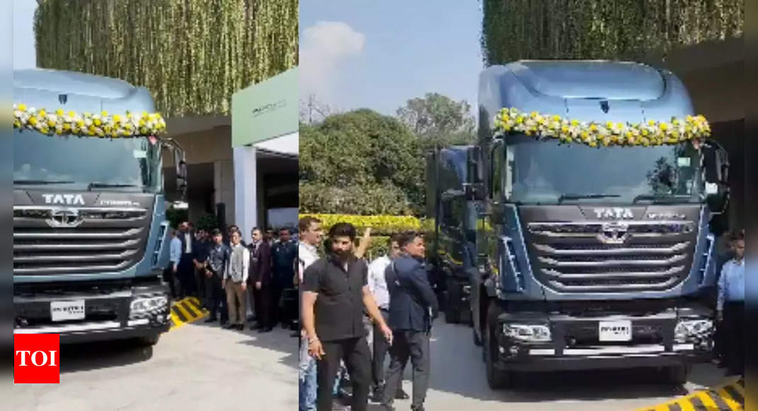 India’s first hydrogen truck rolls out in Delhi: A game changer for clean mobility