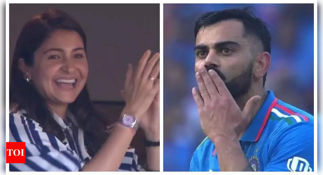 5 times Virat Kohli bowled over fans with his gestures of love for Anushka Sharma