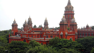  Madras HC directs Union govt to unblock 'Ananada Vikatan' website