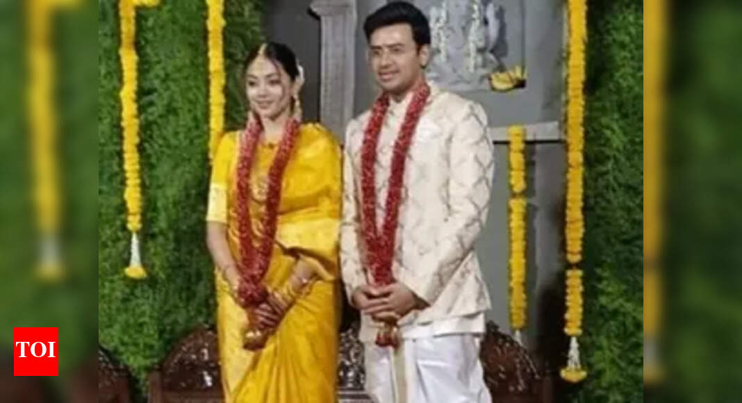 BJP MP Tejaswi Surya marries Sivasri Skandaprasad: Who is his multi-talented wife? – The Times of India