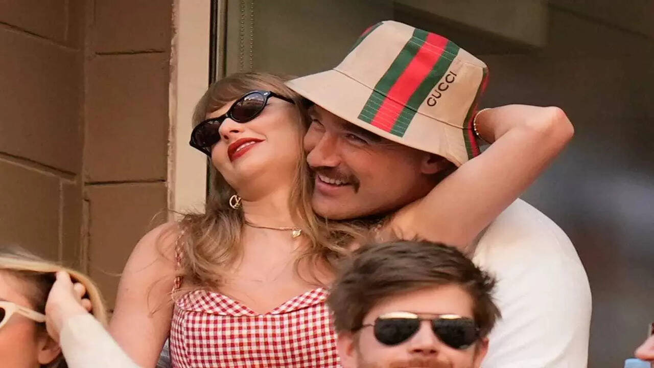 Travis Kelce's NFL return sparks uncertainty in relationship with Taylor  Swift as she isn't happy with his decision to continue his football career  | NFL News - The Times of India