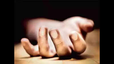 Body of man found on roadside