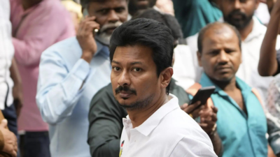 SC bars fresh FIR against Udhayanidhi Stalin over ‘sanatana’ remark