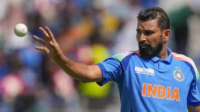 Ex-pacers back Mohammed Shami's call to lift saliva ban