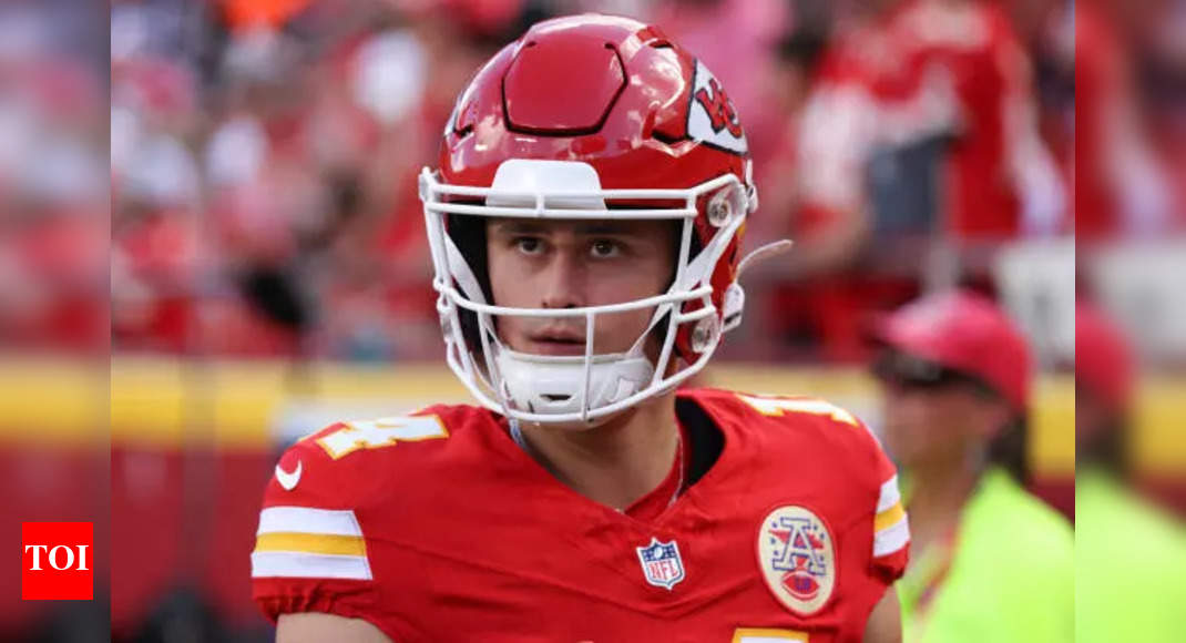 Chiefs lock in Punter Matt Araiza with $960K tender deal