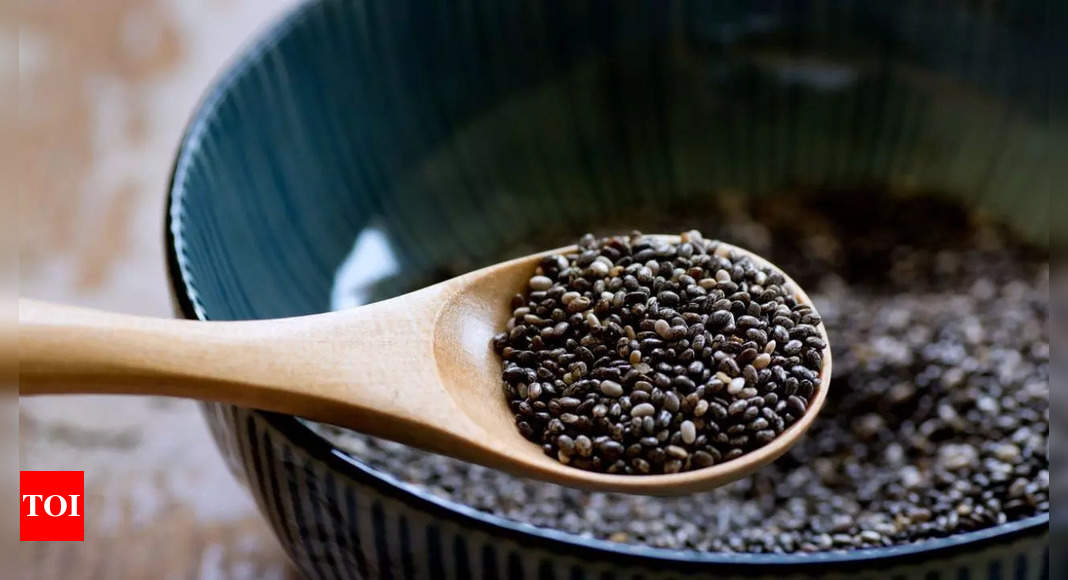 Harvard doctor lists the miraculous benefits of drinking chia seeds water for two weeks!