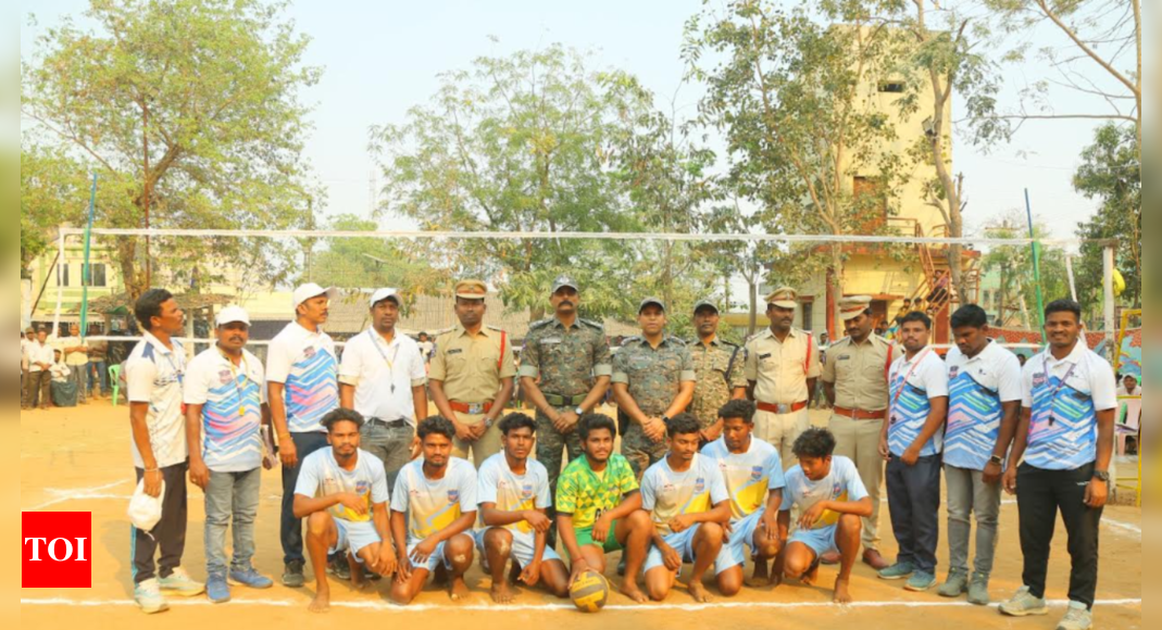 Chhattisgarh-Telangana border youth shine in police-organized volleyball tournament