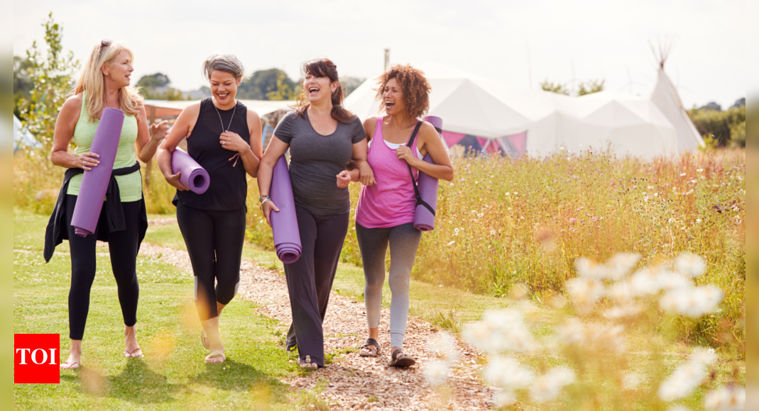 Walking for 30 minutes vs Yoga for 30 minutes: Which has more benefits